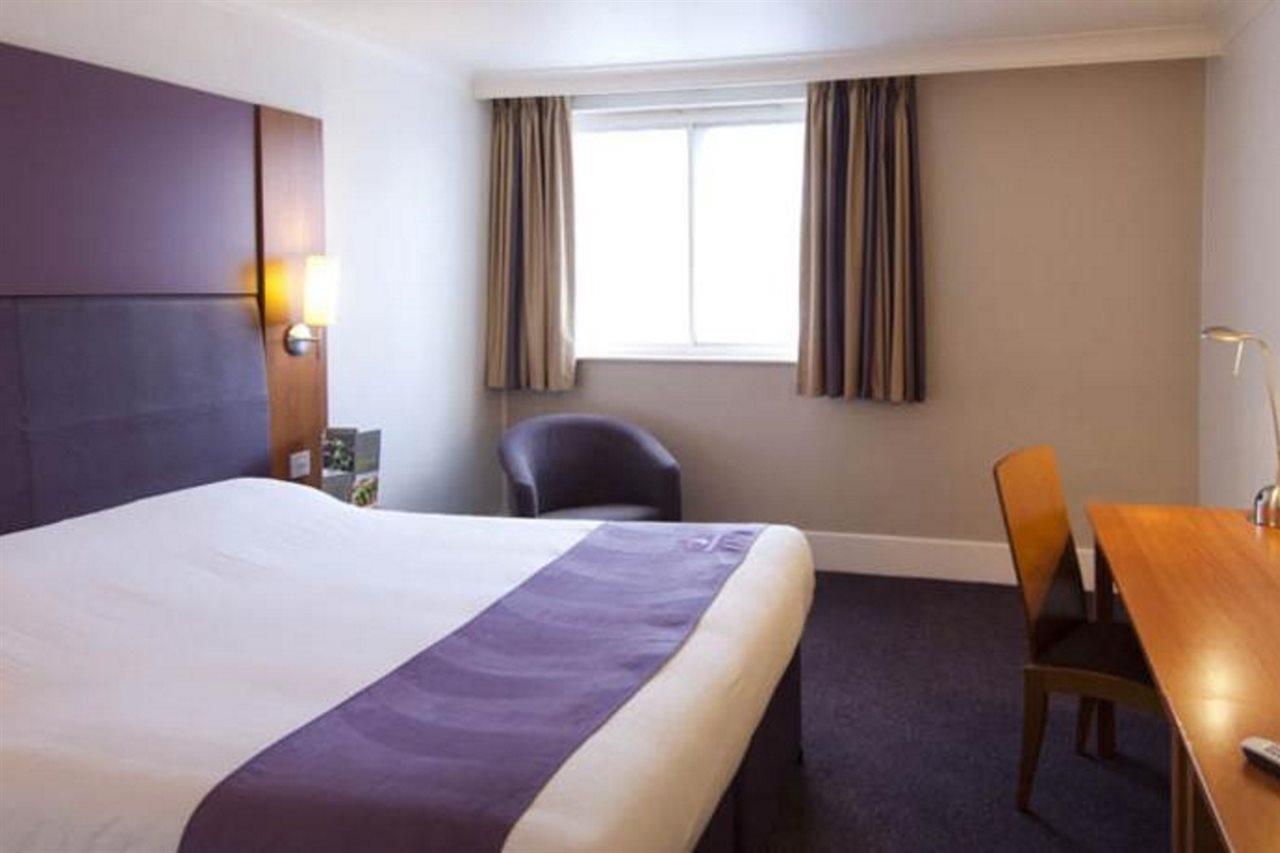 Premier Inn Sheffield Arena ภายนอก รูปภาพ